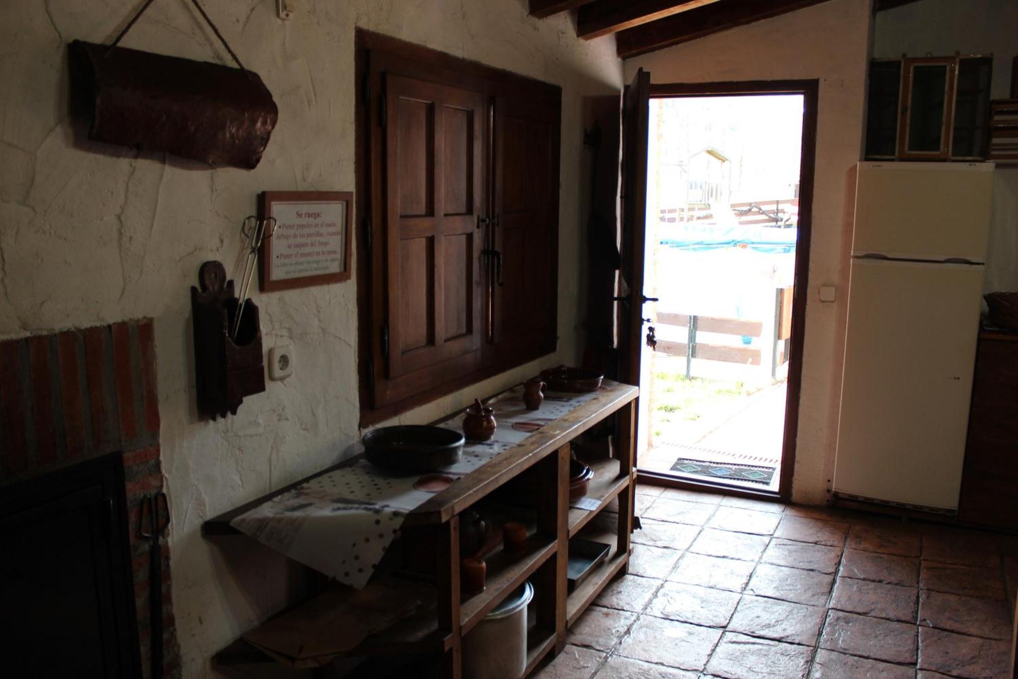 La Chimenea De Soria I Y I I Pensionat Espeja de San Marcelino Eksteriør billede