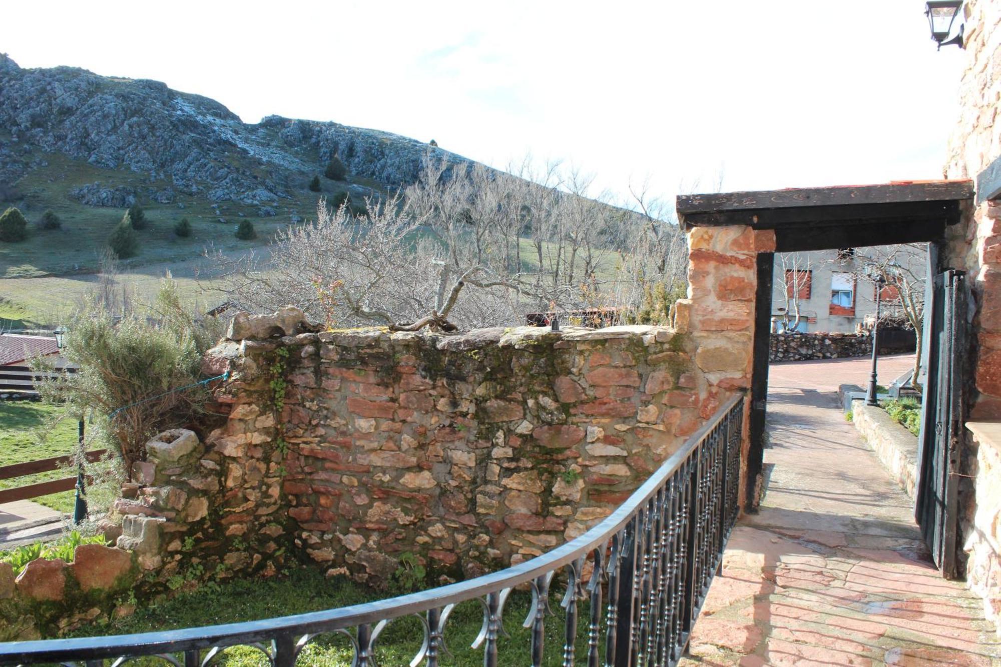 La Chimenea De Soria I Y I I Pensionat Espeja de San Marcelino Eksteriør billede