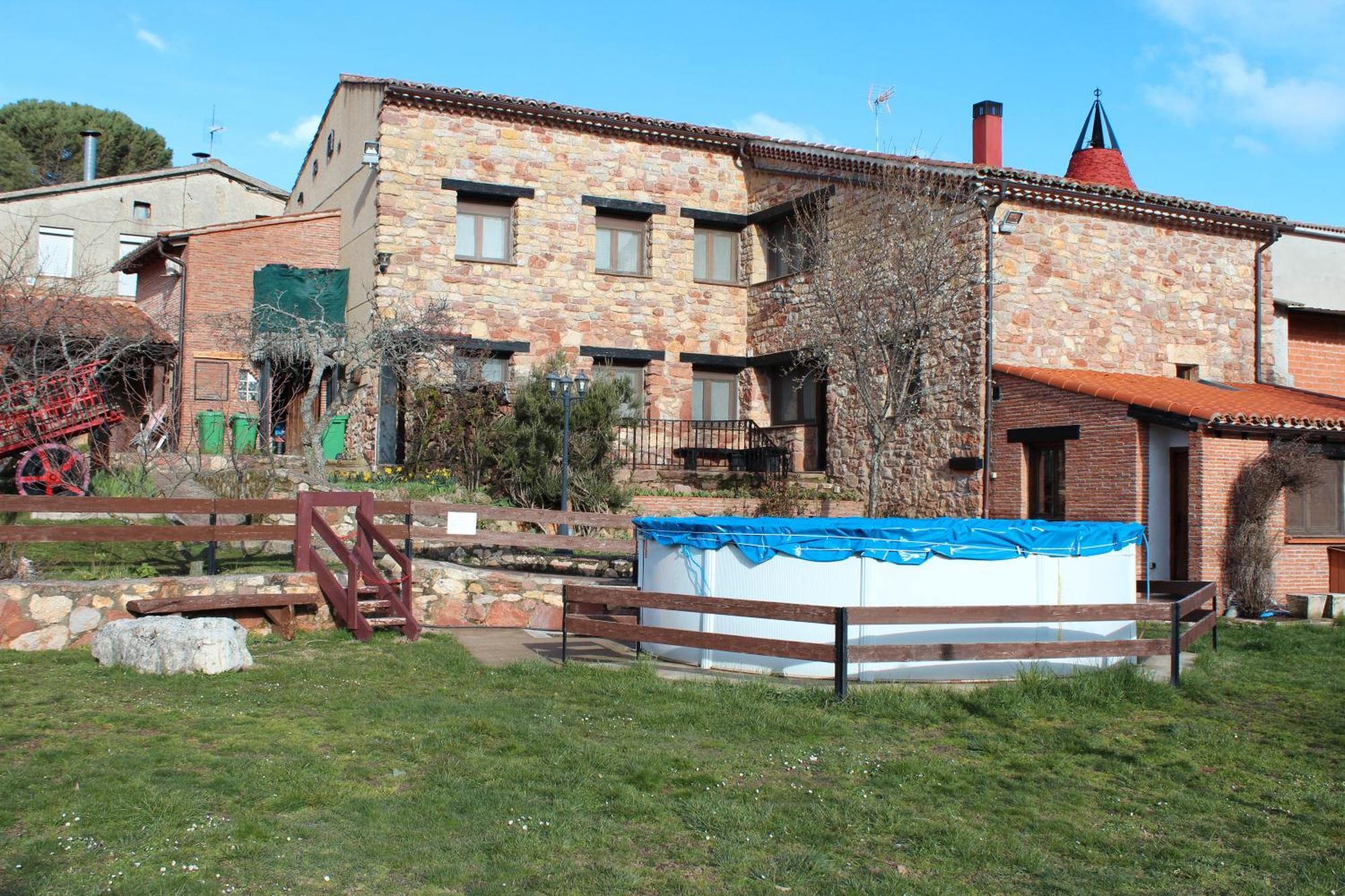 La Chimenea De Soria I Y I I Pensionat Espeja de San Marcelino Eksteriør billede