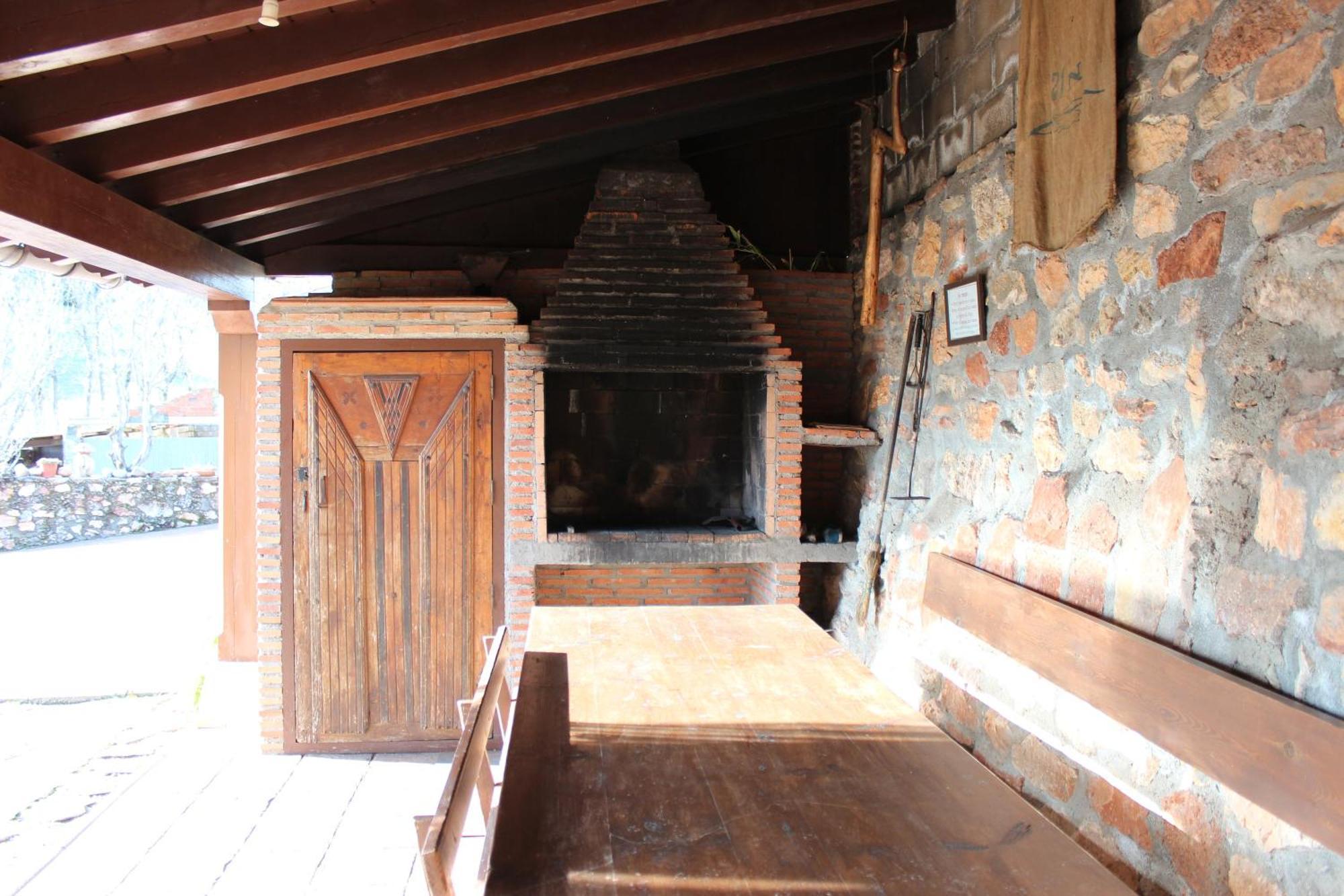 La Chimenea De Soria I Y I I Pensionat Espeja de San Marcelino Eksteriør billede